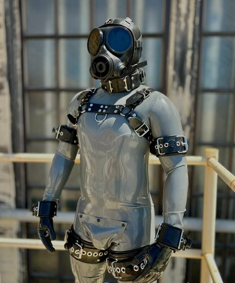 namelessgimp model perfect photos