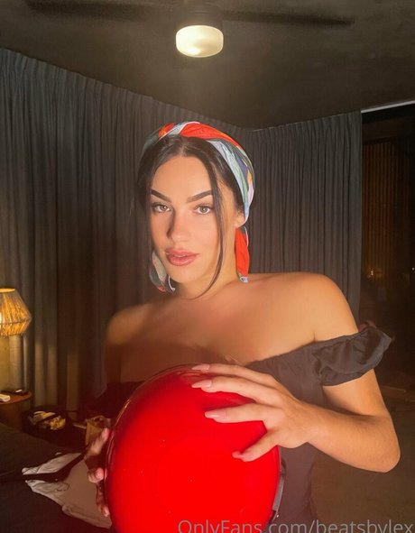 teen doggystyle onlyfans hot naked pic