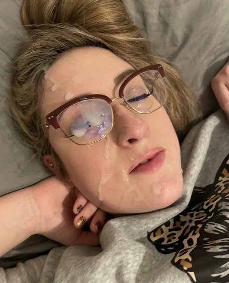 Momdd98 model best pictures