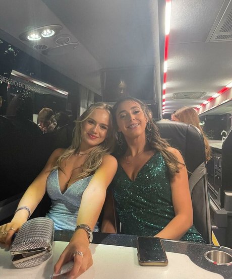 hottest wife onlyfans naked pic