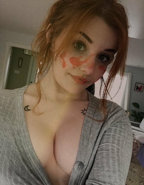 freecare naked star archive