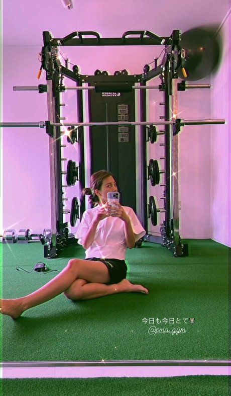 Kanagangtv pornstar erotic image