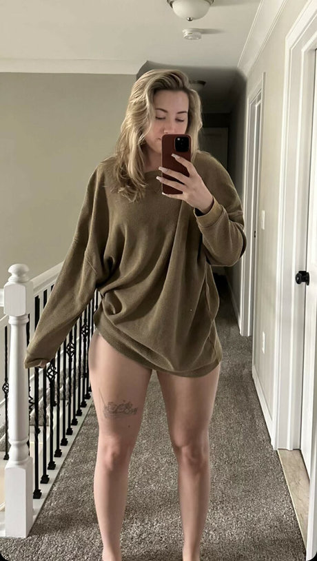 Pineapplebrat sexy star gallery