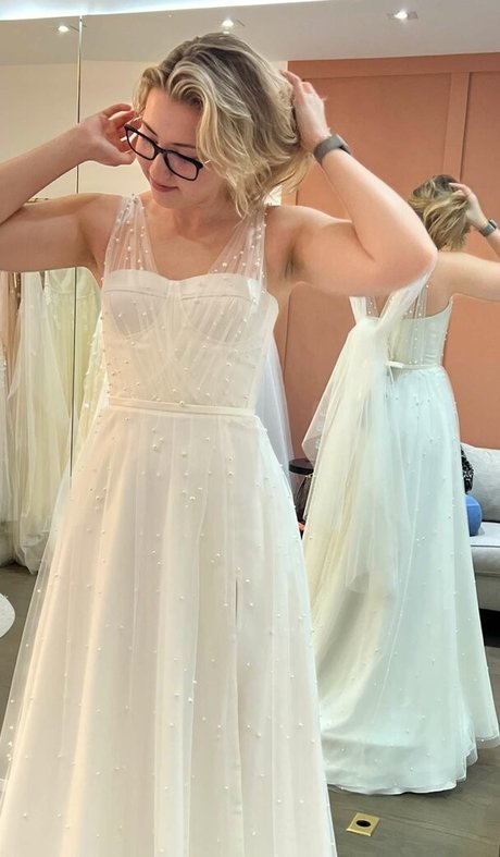 Pineapplebrat top star pic