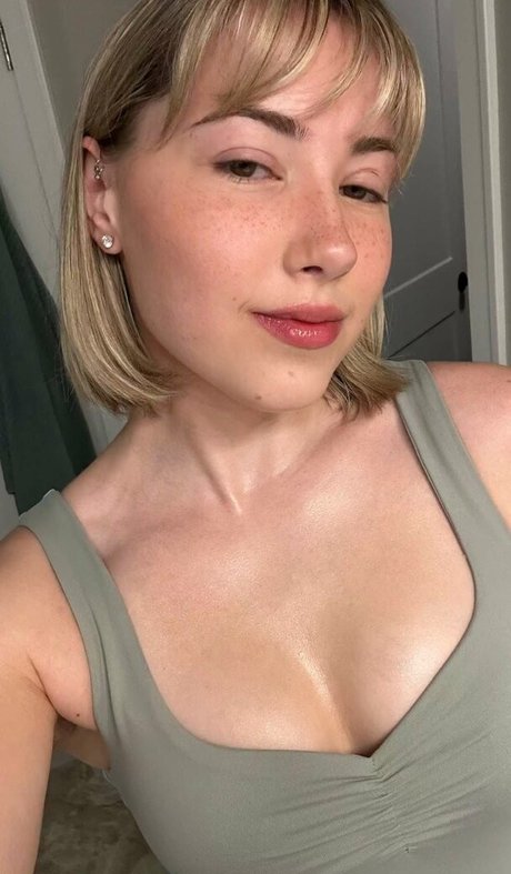 asian pantyhose onlyfans adult photo