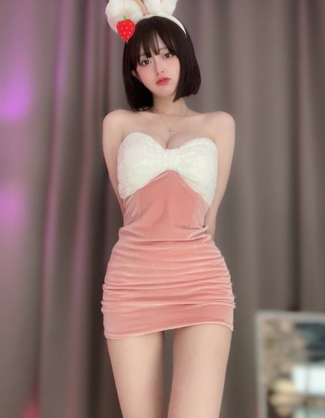 flat chested onlyfans hot porn photos