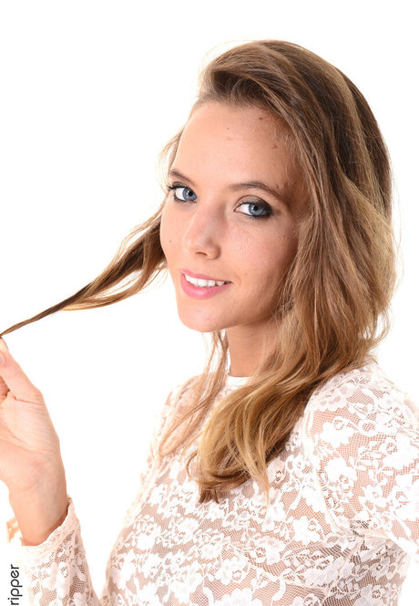 hairy legs onlyfans nude gallery