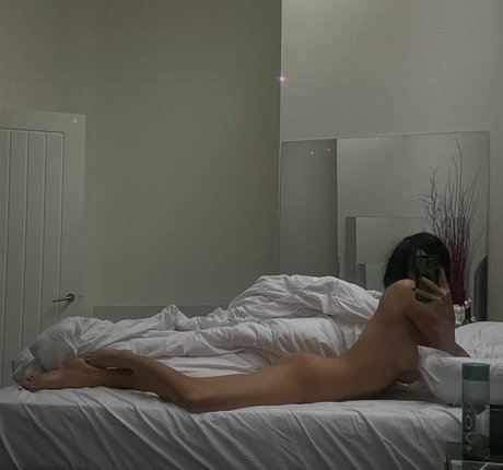 Dieu Linh Vuong beautiful model images