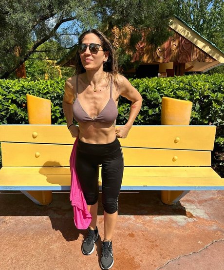 Jimena Baron exclusive model image