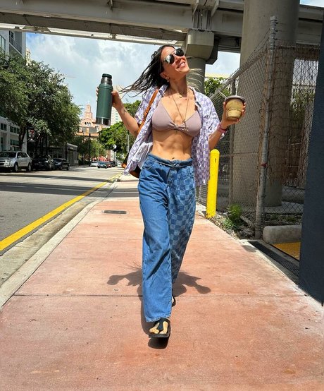 Jimena Baron free model gallery