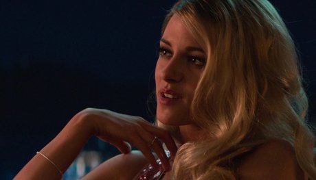 ebony smoking onlyfans naked gallery