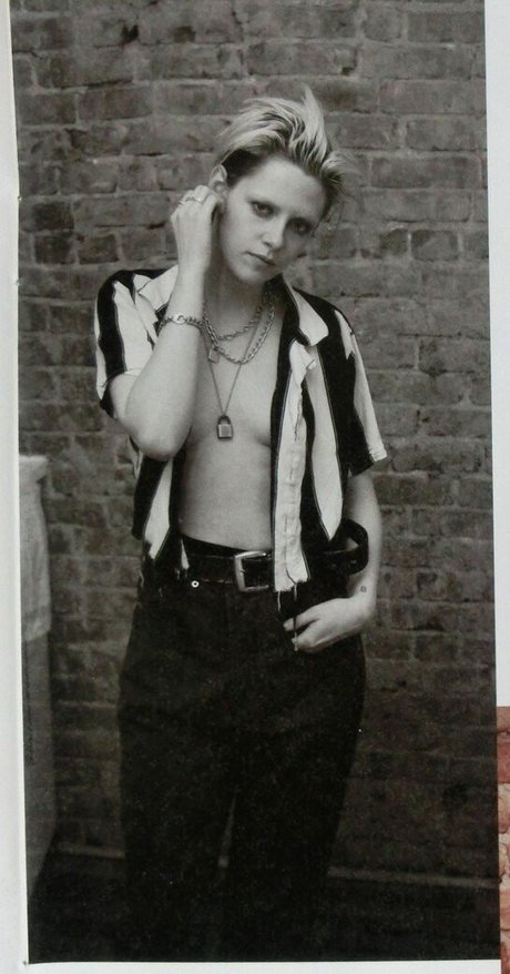 Kristen Stewart pornstar naked img