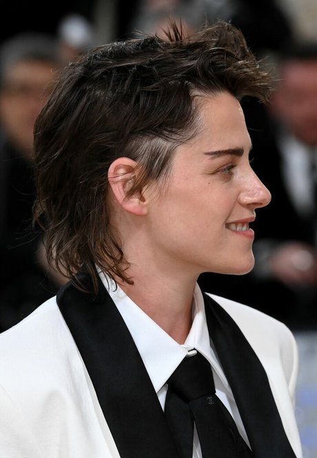 non nude onlyfans naked pictures