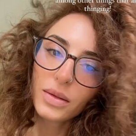 Lindsay Demeola perfect model photo