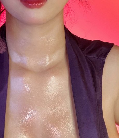 Anizu Chie porn actress pictures