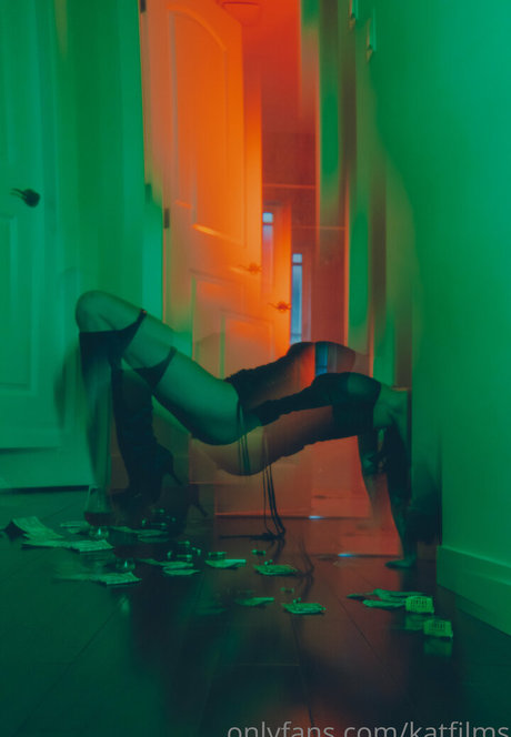 Kat Cabaret art actress pictures