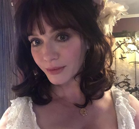 Christina Hendricks model sex pic