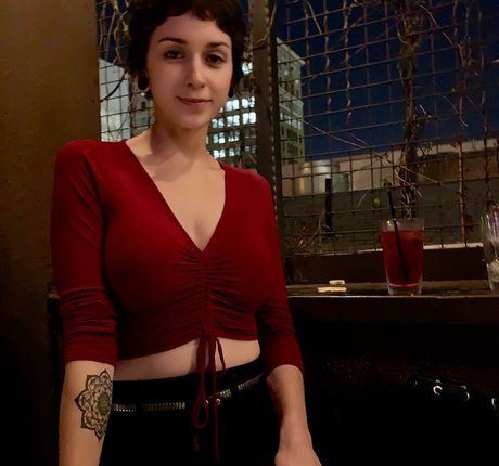 Yana Mori naked pornstar pics