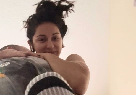 Yana Mori hot actress gallery