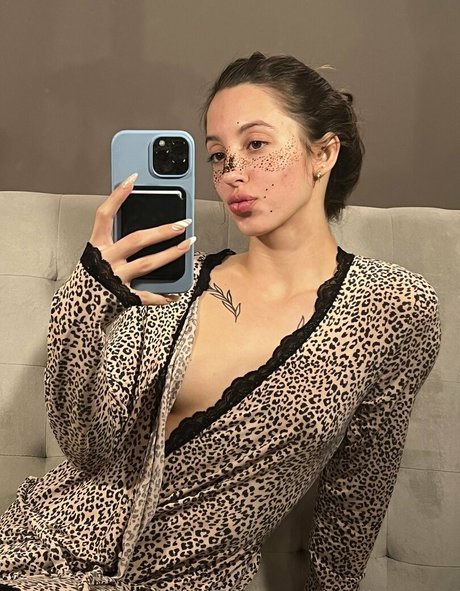 karlimergen art actress images