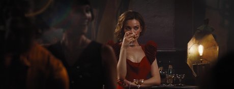 waitress onlyfans hot sexy photo