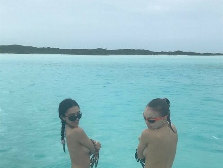 public onlyfans pretty image