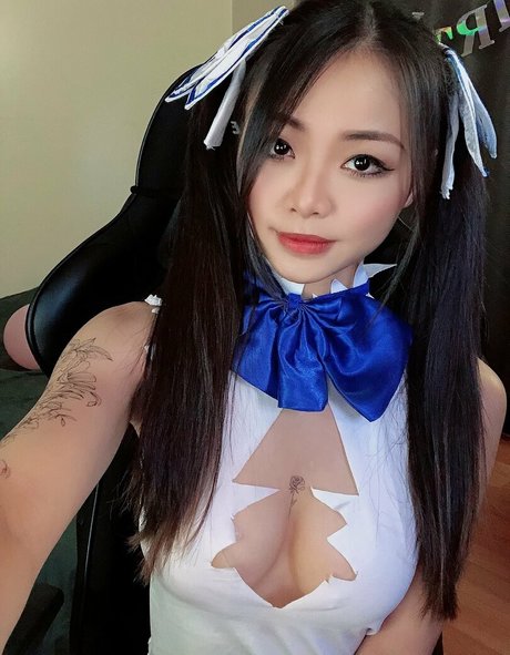 Cindy Phan model perfect pics