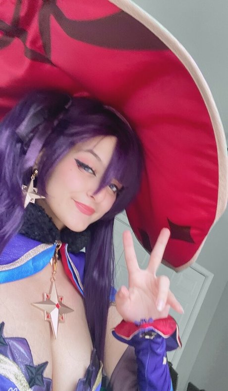 Otterother hot star pics