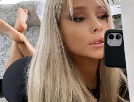 Decadex beautiful star photo