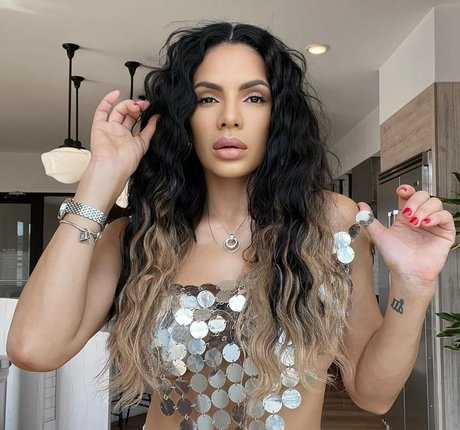 NinaUnrated star pornographic photos