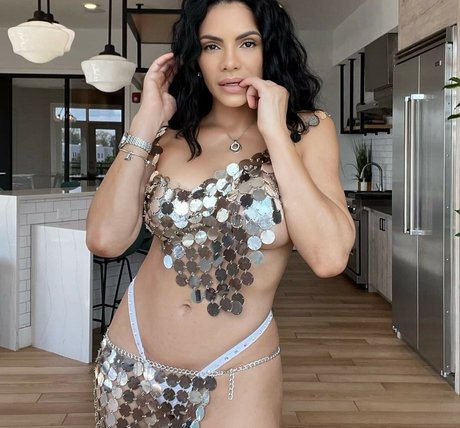 NinaUnrated pornstar high quality photo