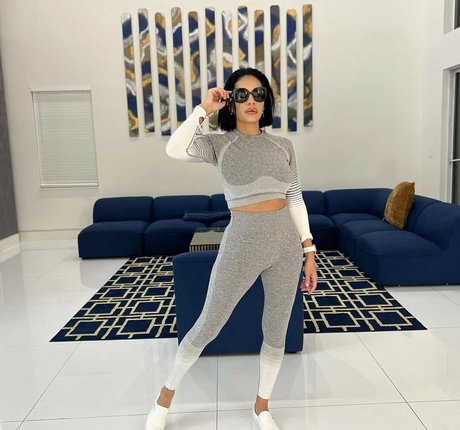 NinaUnrated erotic pornstar pic