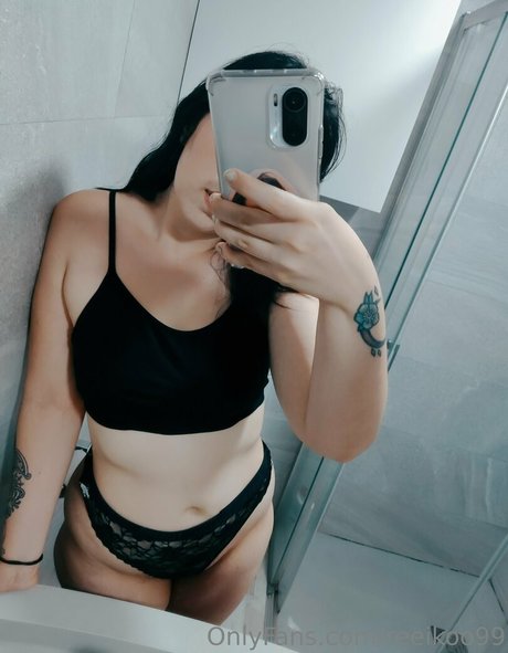 reeikoo99 xxx pornstar photos