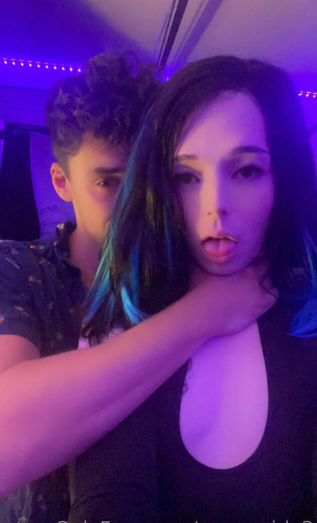 PuppyGirlX3 hot star photo