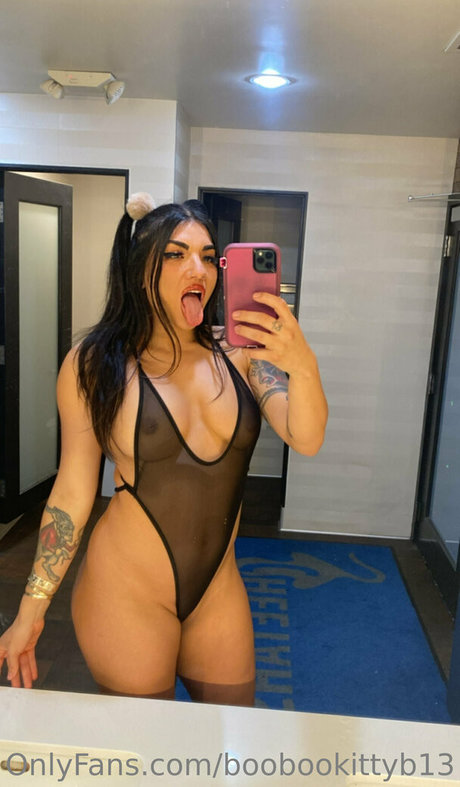 Boobookittyb13 Profile Photo