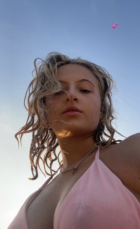 Daisy Campbell star pornographic image