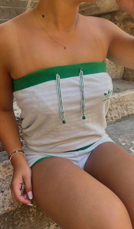 Daisy Campbell adult actress picture