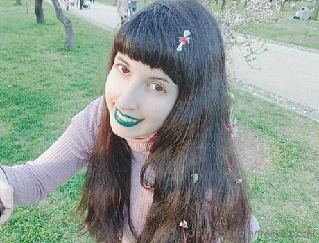 freekerocchi pretty actress pic