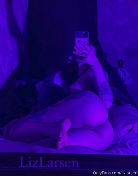 lizlarsen pornstar nudes archive