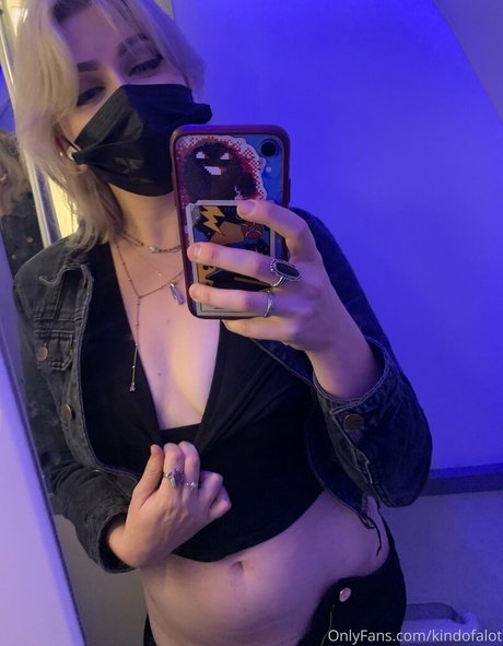 naked onlyfans adult pictures