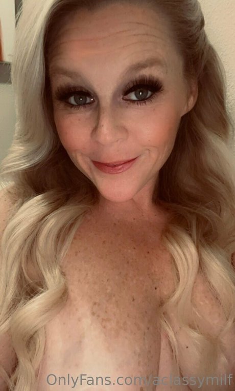 aclassymilf star beautiful photo