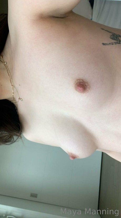 mayasnaked pretty model gallery