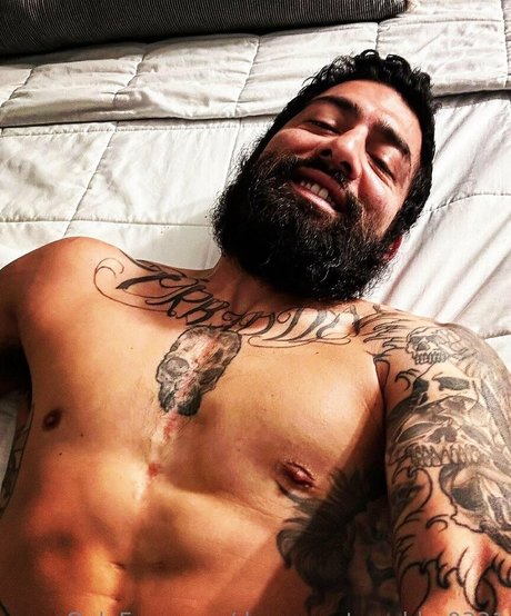 degeneratewelder0321 erotic model gallery