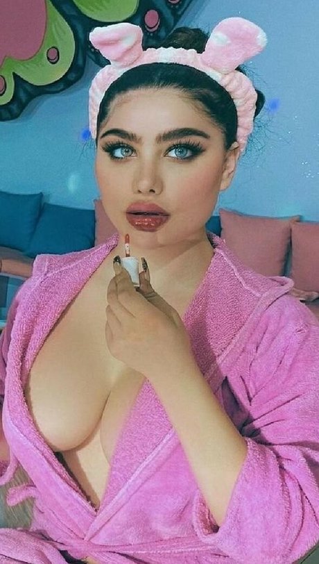 Angie Khoury xxx model archive