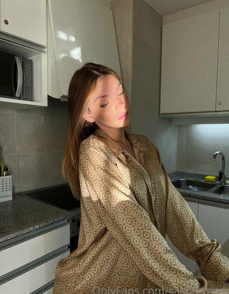 Sasha Ferro best actress picture