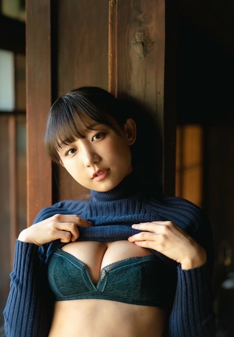 xxx asian onlyfans free nude picture