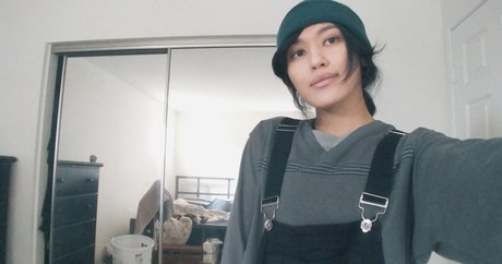 deathlooming model pornographic photos