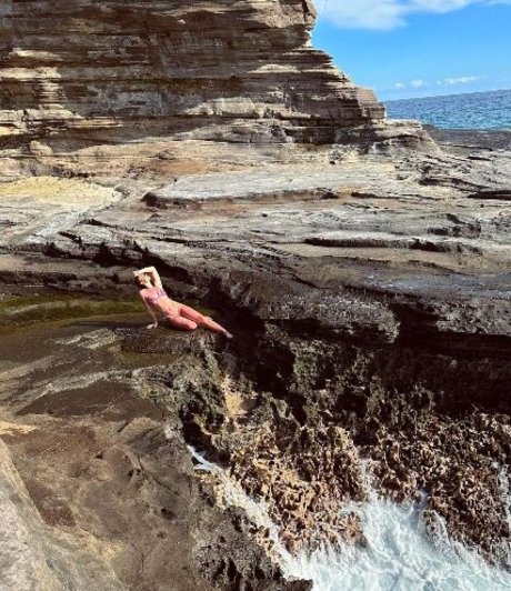 teen solo onlyfans top img