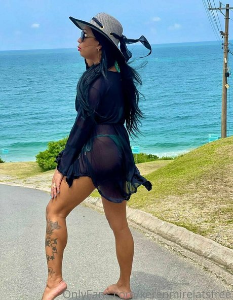 kerenmirelatsfree model high quality image