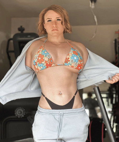 muscle girls onlyfans hot nude pics